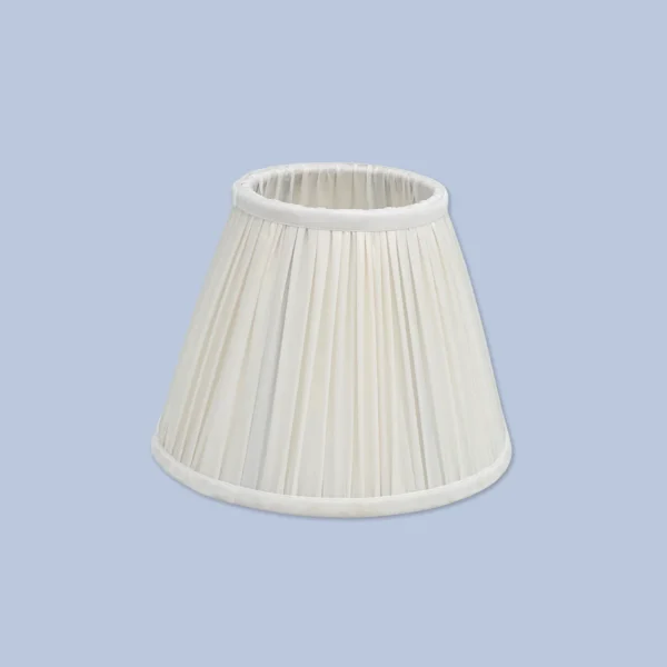 WHITE PLEATED SHADE - Image 3